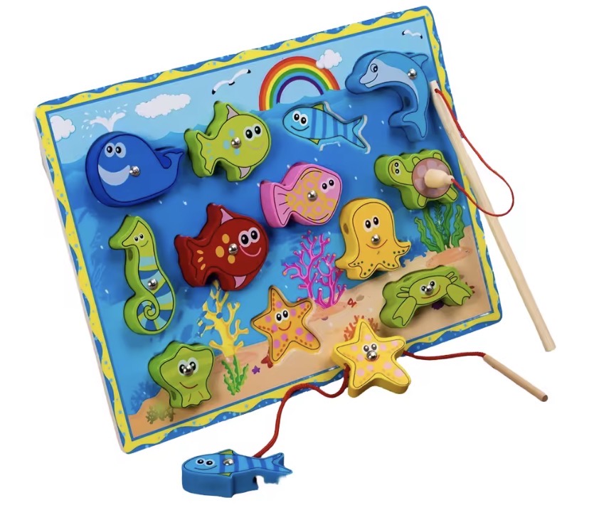 Magnetic fishing board and lacing